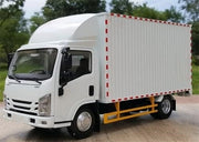 🚚 Light Truck 1/18 Diecast Model – Prebuilt Collector’s Edition ✨
